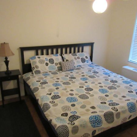 Downtown 2 Bedroom Apt 5I Атланта Экстерьер фото